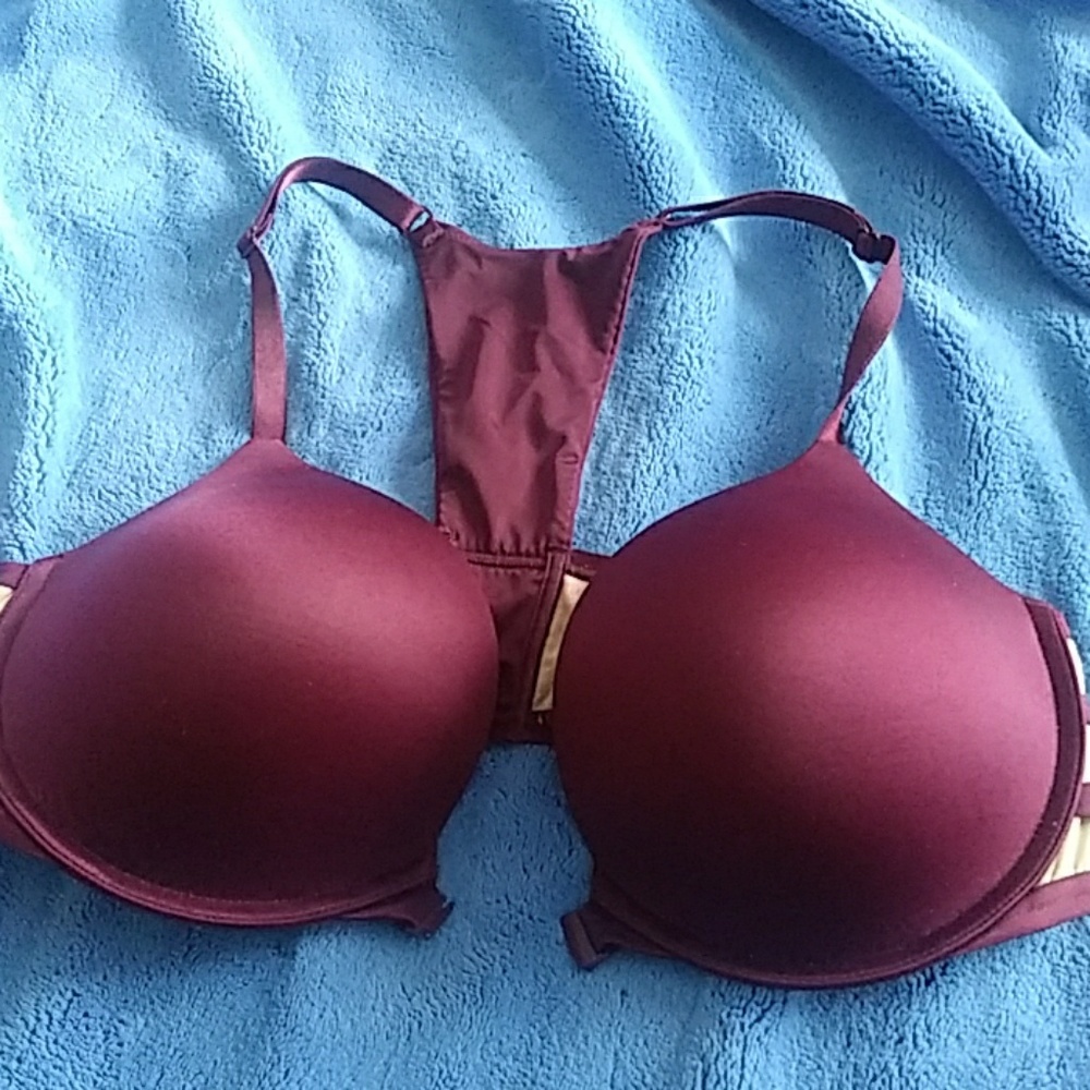 Bra 36d never worn it only tried on once